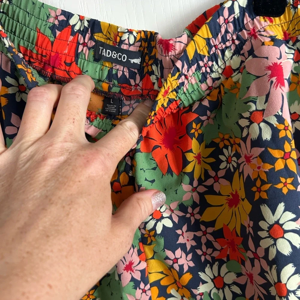 Toad&Co Multicolor Floral High Waist Shorts - Picture 2 of 4